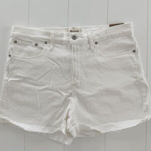 madewell jean shorts!